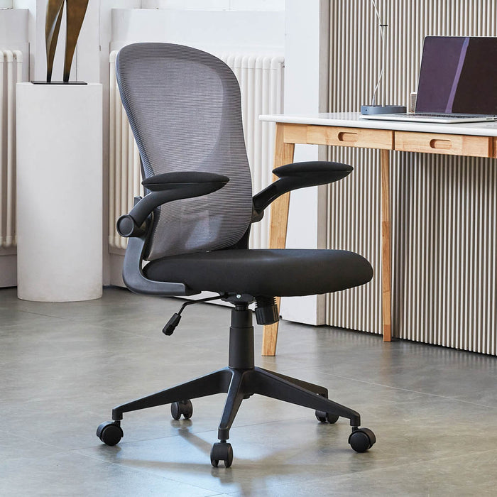 desk chair with wheels for mobility