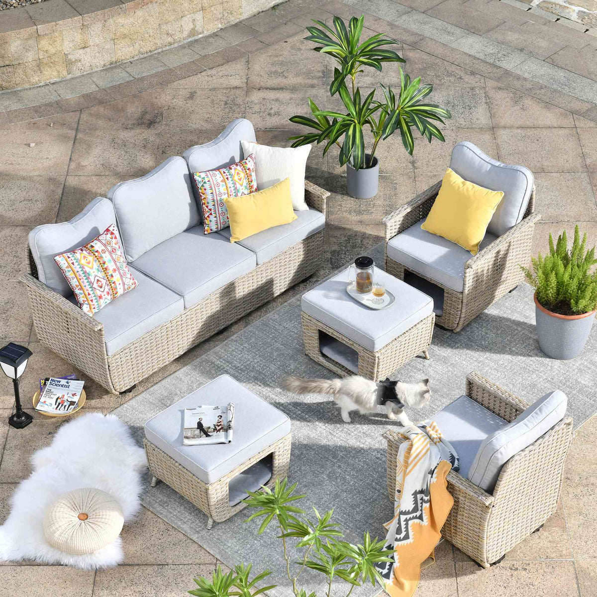 #color_Beige Wicker Grey Cushion