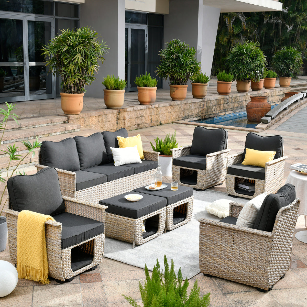 #color_Beige Wicker Black Cushion