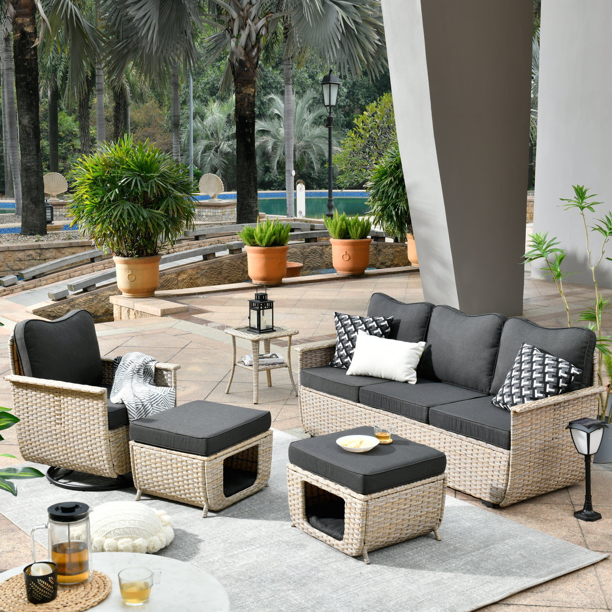#color_Beige Wicker Black Cushion