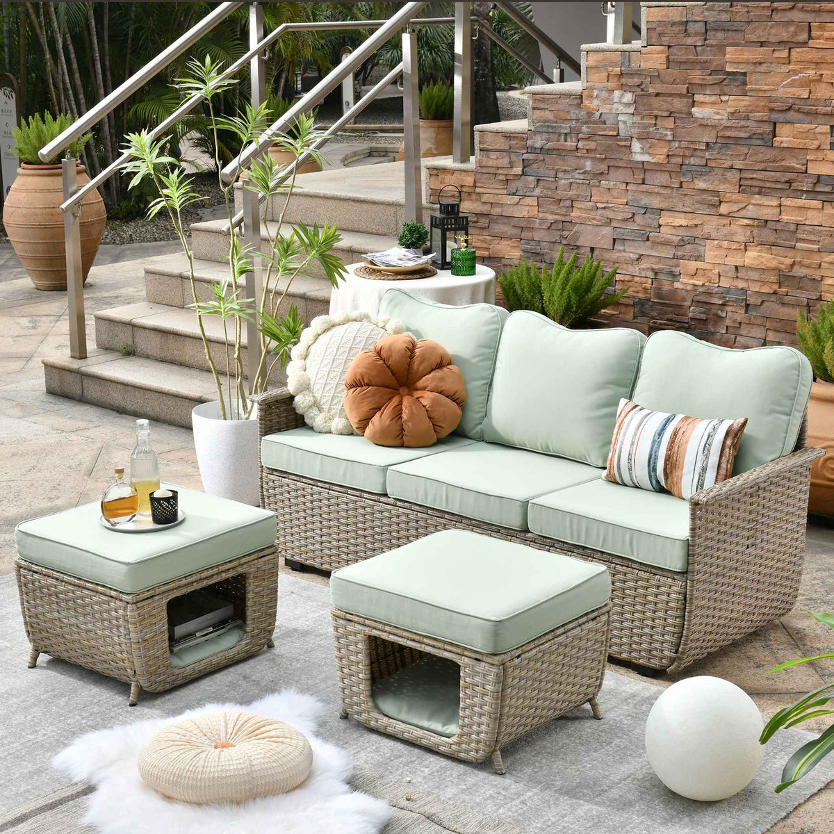 #color_Beige Wicker Green Cushion