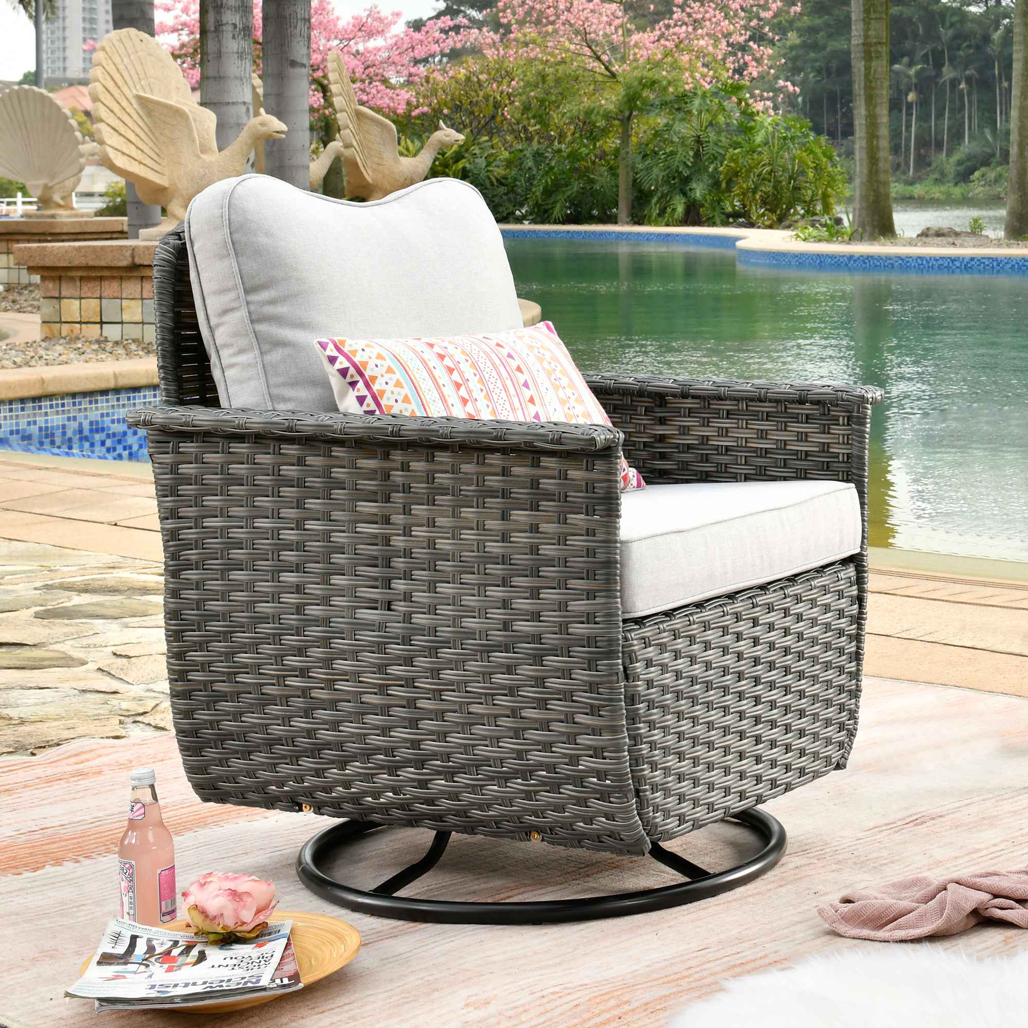 #color_Dark Grey Wicker Light Grey Cushion